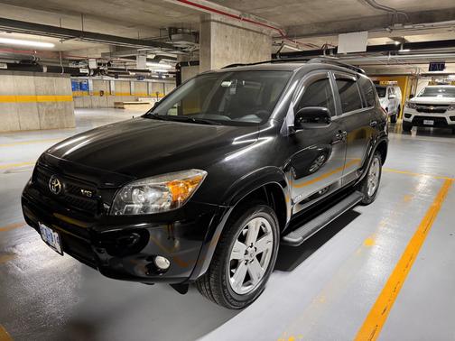 2007 Toyota RAV4 Sport