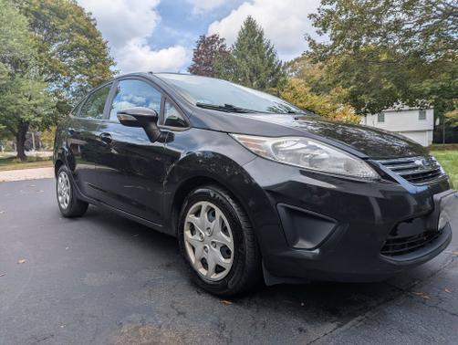 2013 Ford Fiesta SE