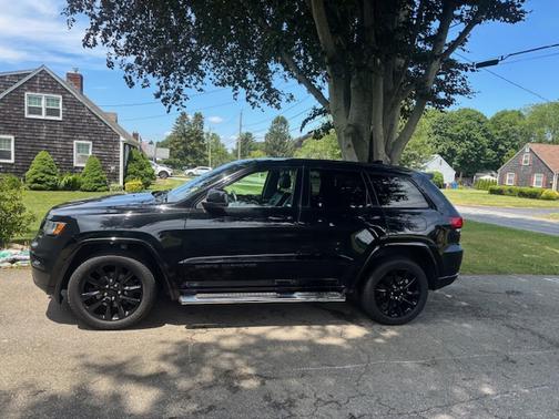 2018 Jeep Grand Cherokee Altitude