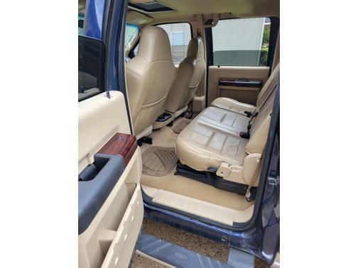 2009 Ford F-250 Lariat Super Duty Crew Cab