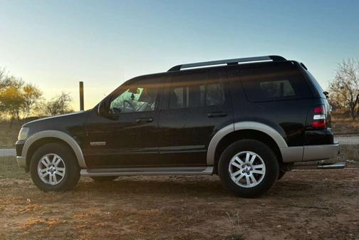 2006 Ford Explorer Eddie Bauer