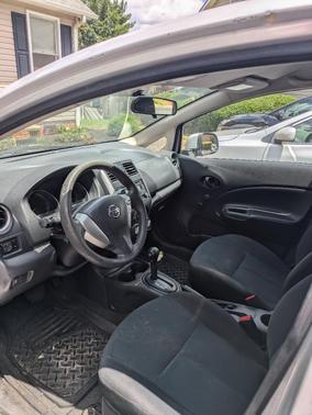 Gray 2014 Nissan Versa Note S Plus