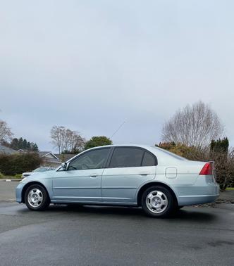 2004 Honda Civic Hybrid Base