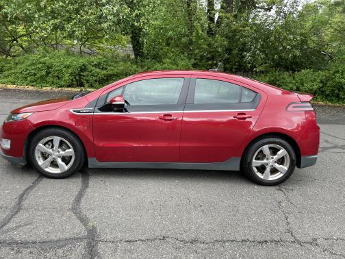 2013 Chevrolet Volt Base