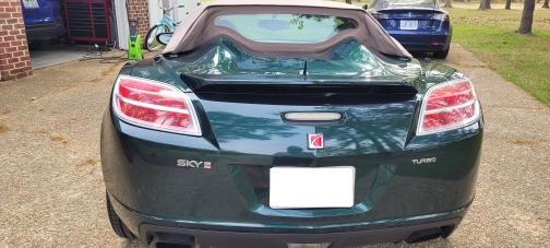 2008 Saturn Sky Red Line