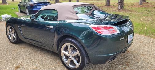 2008 Saturn Sky Red Line