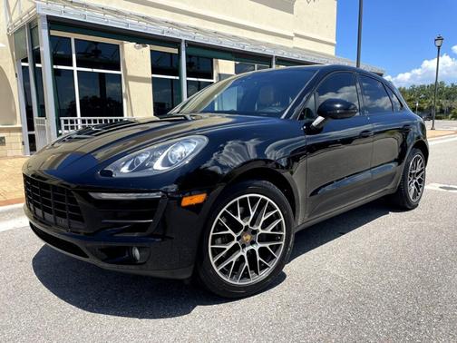 2018 Porsche Macan Macan Sport Edition