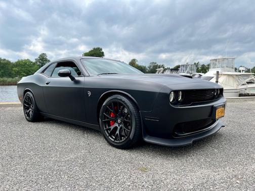 2015 Dodge Challenger SRT Hellcat