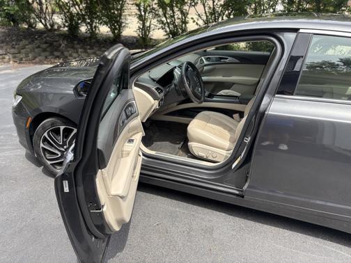 2020 Lincoln MKZ Reserve