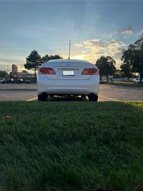 2011 Lexus ES 350 Base