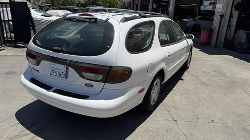 1996 Ford Taurus GL