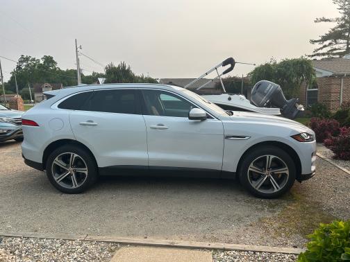 2019 Jaguar F-PACE 30t Portfolio