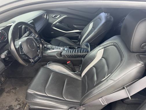 2017 Chevrolet Camaro 2LT