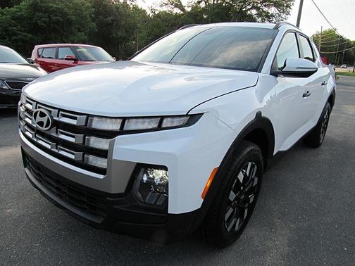 White 2025 Hyundai SANTA CRUZ SEL Activity