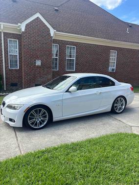 White 2010 BMW 335 i