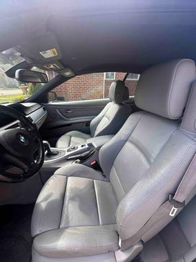 White 2010 BMW 335 i