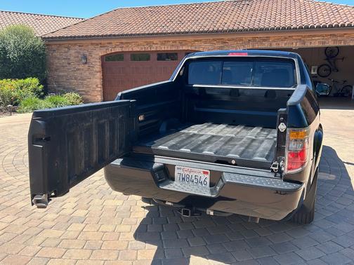 Black 2007 Honda Ridgeline RTL