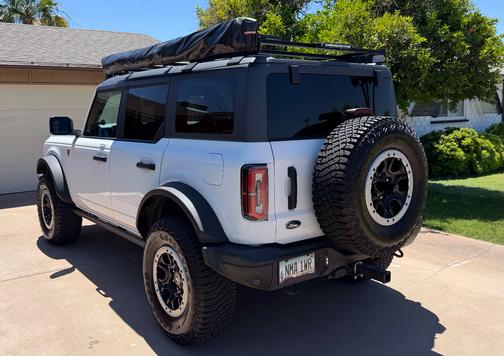 White 2023 Ford Bronco Badlands Advanced