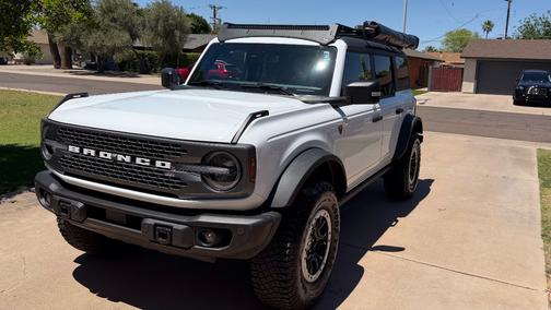 White 2023 Ford Bronco Badlands Advanced