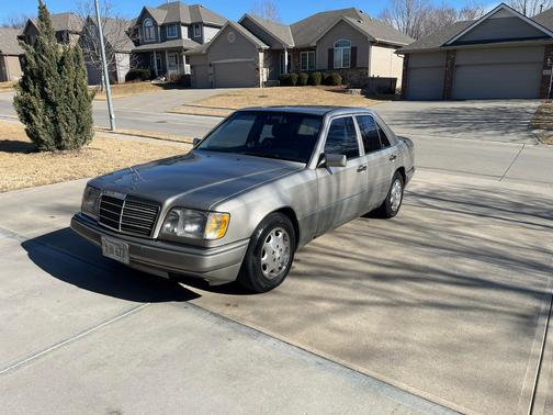 1995 Mercedes-Benz E-Class E300 Diesel