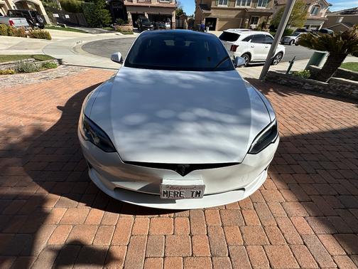 2022 Tesla Model S Long Range