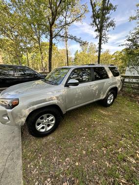 Silver 2022 Toyota 4Runner SR5