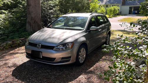 Silver 2017 Volkswagen Golf SportWagen TSI S