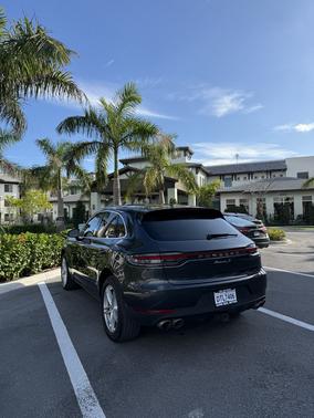 2020 Porsche Macan Macan S