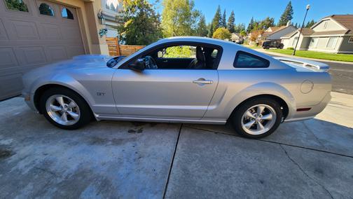 Silver 2008 Ford Mustang GT Premium