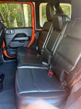 Orange 2018 Jeep Wrangler Unlimited Rubicon