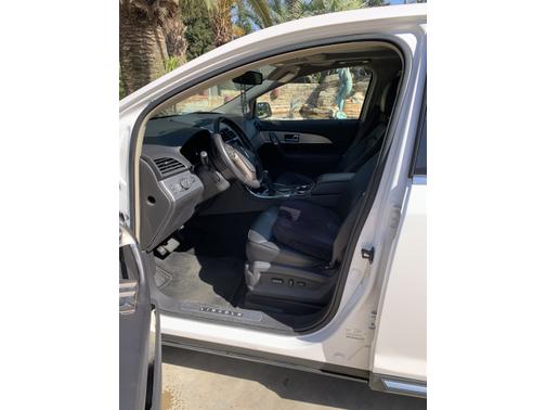 2015 Lincoln MKX Base