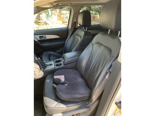 2015 Lincoln MKX Base