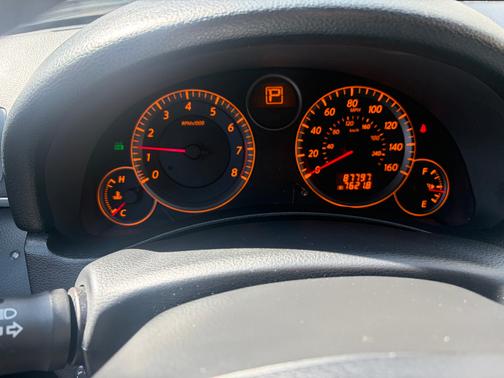 Black 2005 INFINITI G35 Base