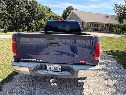 Blue 2013 GMC Sierra 1500 SLE1