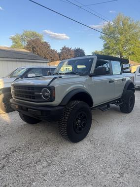 Gray 2023 Ford Bronco Base