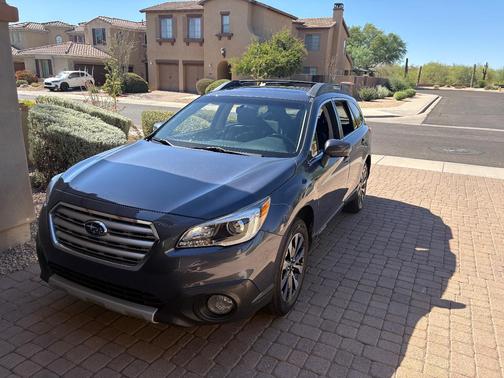 Gray 2015 Subaru Outback 2.5i Limited