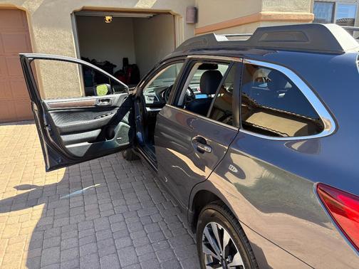 Gray 2015 Subaru Outback 2.5i Limited