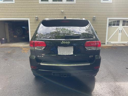 Black 2015 Jeep Grand Cherokee Overland