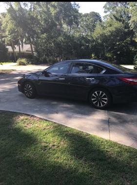 Blue 2017 Nissan Altima 2.5 SV