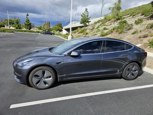 2018 Tesla Model 3 Mid Range