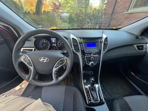 2014 Hyundai Elantra GT Base