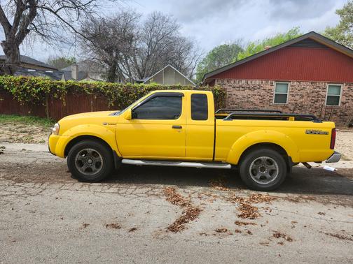 2001 Nissan Frontier S/C King Cab