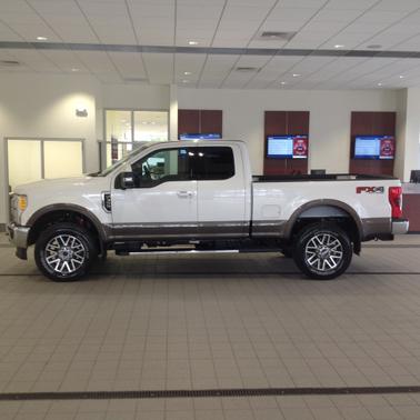 2017 Ford F-350 Lariat
