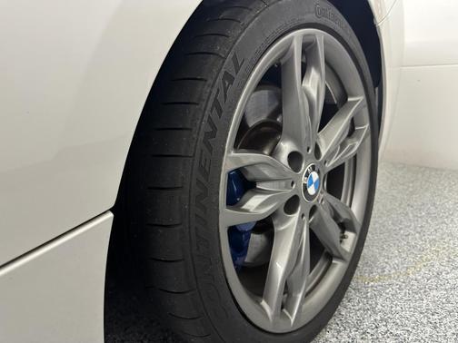 White 2015 BMW M235 i