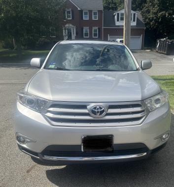 2013 Toyota Highlander SE