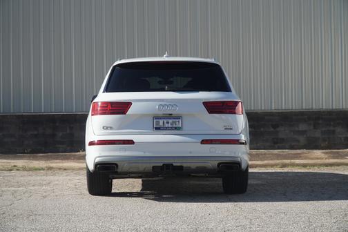 2017 Audi Q7 3.0T Premium Plus