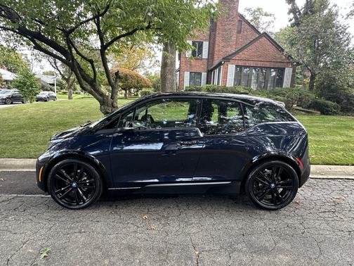 Blue 2018 BMW i3 94Ah s