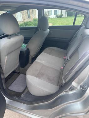 Gray 2012 Nissan Sentra 2.0 S