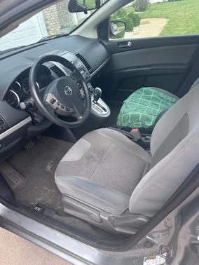 Gray 2012 Nissan Sentra 2.0 S