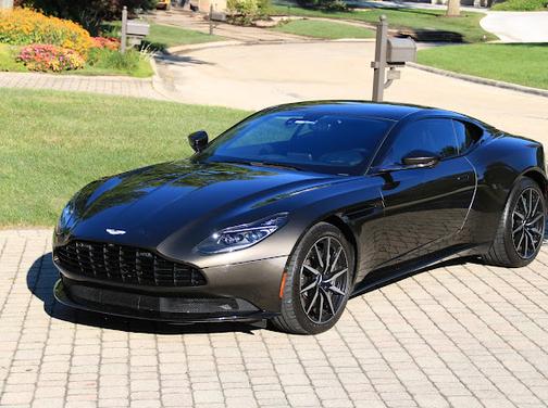 2018 Aston Martin DB11 V8